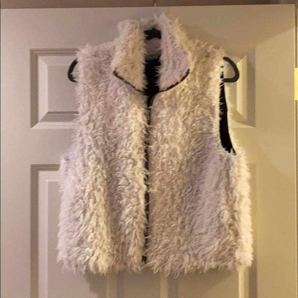 Super soft faux fur zip up vest